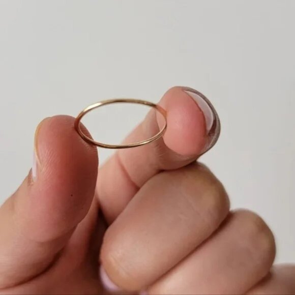 Stella & Dot Ring Everyday stackable silver color NWT - Picture 3 of 8